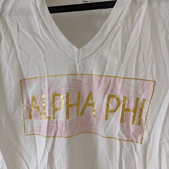 ๐5 for $10๐ Alpha Phi Pink Design Tee - Picture 2 of 4
